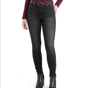 Levi’s 721 Skinny Jeans Size 30